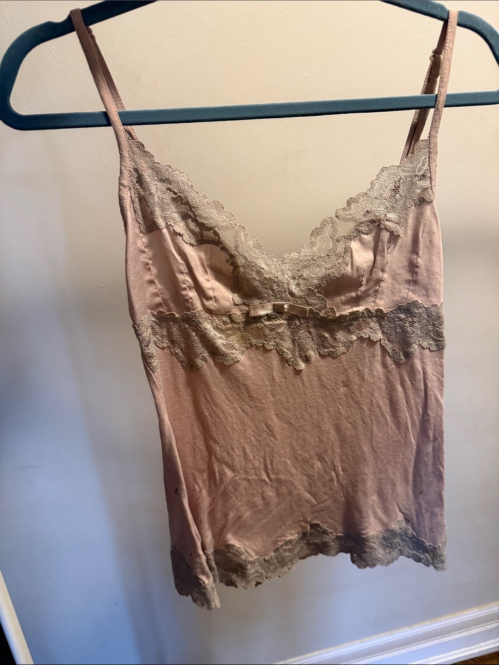 MANGO Silky Lace Trim Camisole in Dusty Pink